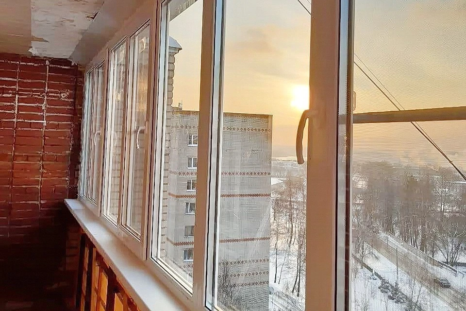 Остекление балкона с внешней отделкой - фото - 3